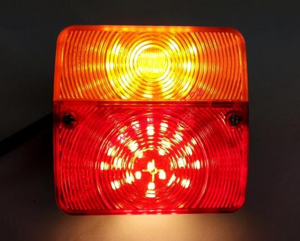 Фонарь 108х109х52 универсальный 24В (прицеп) с проводом 48LED